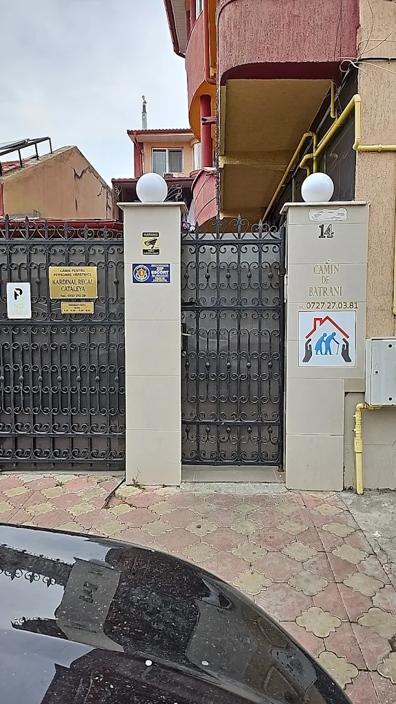 portofoliu ingrijire varstnici casa aurora